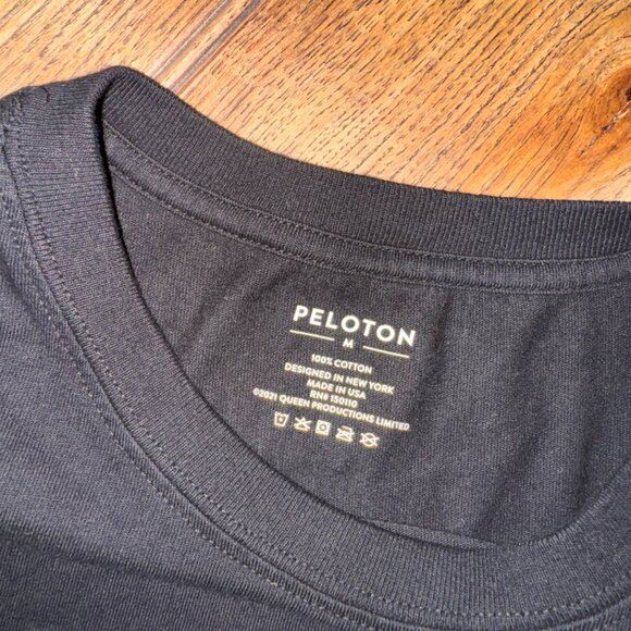 Peloton x Queen 2021 Long Sleeve Black Size M "Don’t Stop Me Now" Limited Editio - Picture 7 of 15
